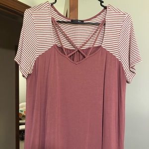 Short sleeve top